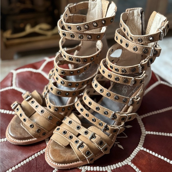 FREEBIRD leather Brown Strappy Ankle Boots - Picture 7 of 9